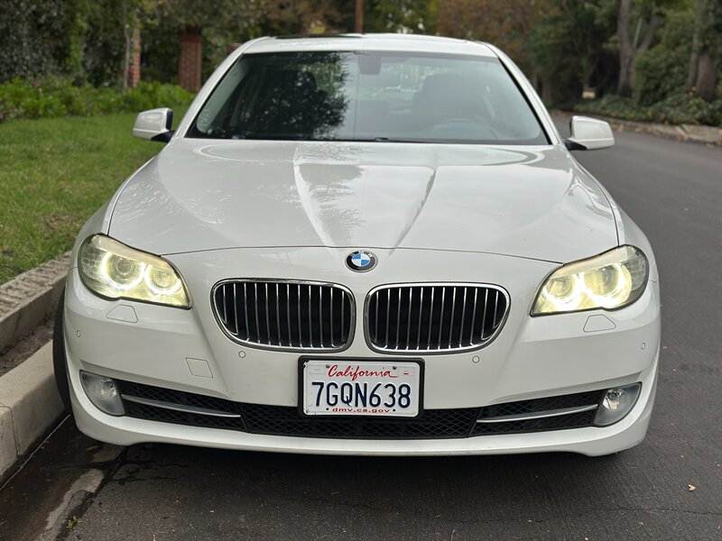 2013 BMW 5 Series 528i  