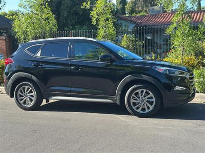2017 Hyundai Tucson SE - Photo 18 - Valley Village, CA 91607
