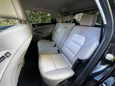 2017 Hyundai Tucson SE - Photo 38 - Valley Village, CA 91607
