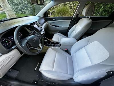 2017 Hyundai Tucson SE - Photo 32 - Valley Village, CA 91607