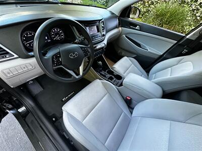 2017 Hyundai Tucson SE - Photo 33 - Valley Village, CA 91607