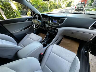2017 Hyundai Tucson SE - Photo 52 - Valley Village, CA 91607