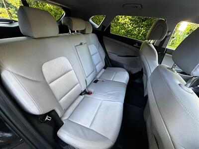 2017 Hyundai Tucson SE - Photo 46 - Valley Village, CA 91607