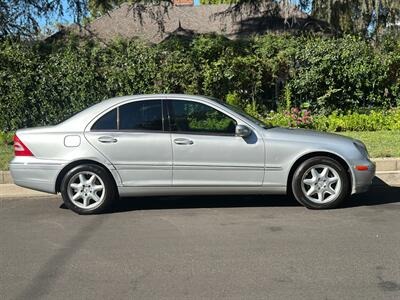 2003 Mercedes-Benz C 240 4MATIC   - Photo 11 - Valley Village, CA 91607