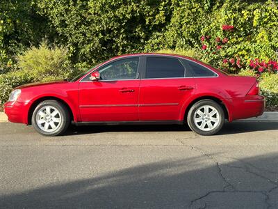 2005 Ford Five Hundred SEL   - Photo 5 - Valley Village, CA 91607