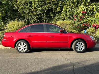 2005 Ford Five Hundred SEL   - Photo 11 - Valley Village, CA 91607