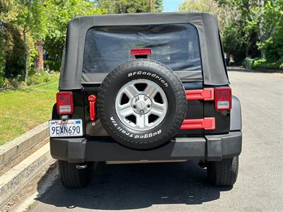 2010 Jeep Wrangler Unlimited Sport   - Photo 18 - Valley Village, CA 91607