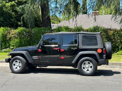 2010 Jeep Wrangler Unlimited Sport   - Photo 7 - Valley Village, CA 91607