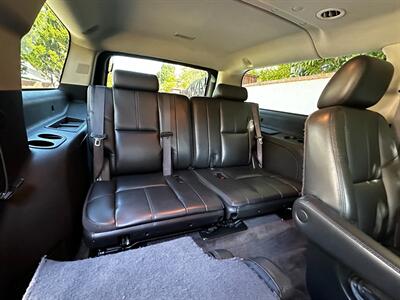 2011 Chevrolet Suburban LT   - Photo 43 - Valley Village, CA 91607