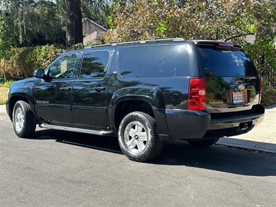 2011 Chevrolet Suburban LT   - Photo 5 - Valley Village, CA 91607