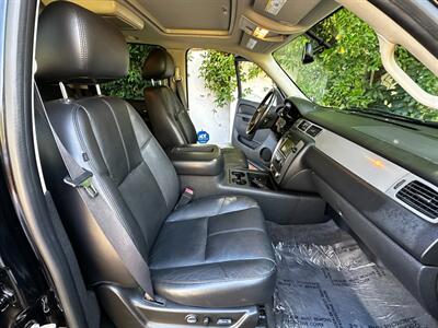 2011 Chevrolet Suburban LT   - Photo 45 - Valley Village, CA 91607