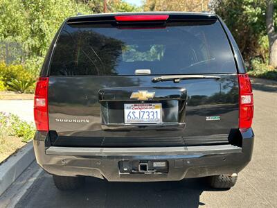 2011 Chevrolet Suburban LT   - Photo 32 - Valley Village, CA 91607