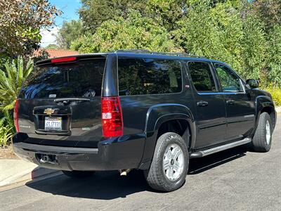 2011 Chevrolet Suburban LT   - Photo 33 - Valley Village, CA 91607