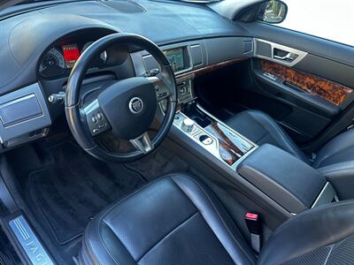 2010 Jaguar XF Premium   - Photo 22 - Valley Village, CA 91607