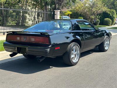 1985 Pontiac Firebird   - Photo 12 - Valley Village, CA 91607