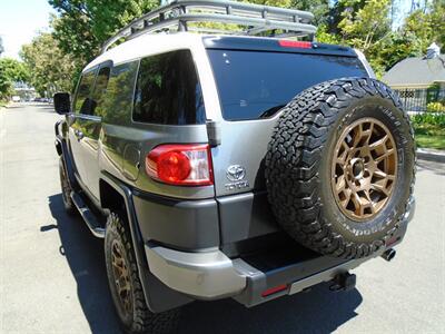 2008 Toyota FJ Cruiser   - Photo 10 - Valley Village, CA 91607