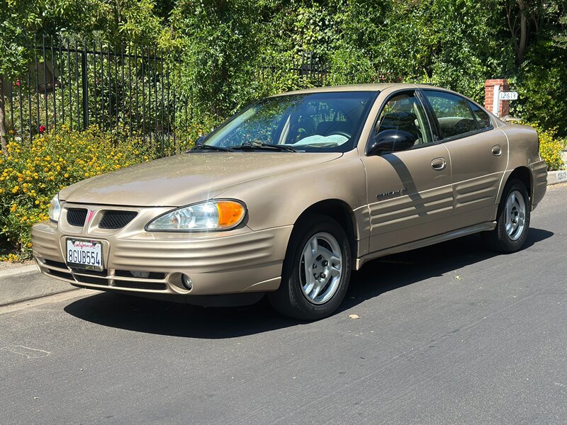 2002 Pontiac Grand Am SE - Photo 1 - Valley Village, CA 91607