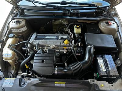 2002 Pontiac Grand Am SE   - Photo 46 - Valley Village, CA 91607