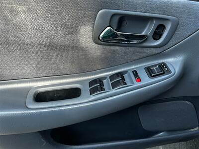 2000 Honda Accord LX - Photo 14 - Valley Village, CA 91607