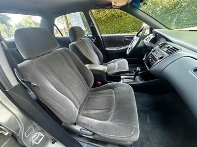 2000 Honda Accord LX - Photo 24 - Valley Village, CA 91607