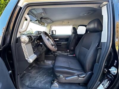 2007 Toyota FJ Cruiser   - Photo 28 - Valley Village, CA 91607