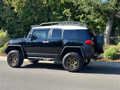 2007 Toyota FJ Cruiser   - Photo 17 - Valley Village, CA 91607