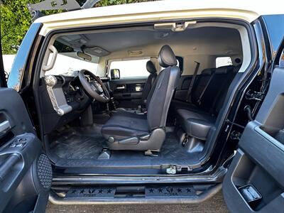 2007 Toyota FJ Cruiser   - Photo 32 - Valley Village, CA 91607