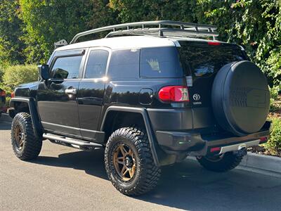 2007 Toyota FJ Cruiser   - Photo 7 - Valley Village, CA 91607