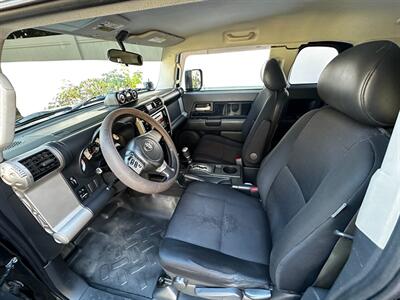 2007 Toyota FJ Cruiser   - Photo 30 - Valley Village, CA 91607