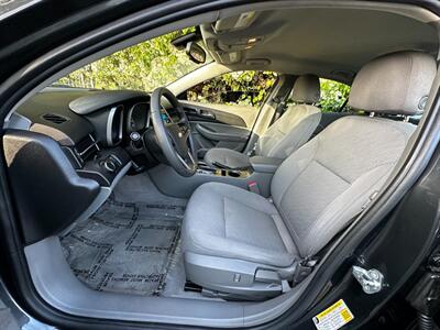 2015 Chevrolet Malibu LS   - Photo 23 - Valley Village, CA 91607
