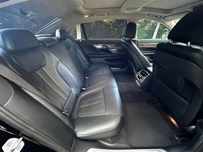 2017 BMW 740i   - Photo 46 - Valley Village, CA 91607
