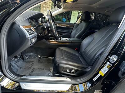 2017 BMW 740i   - Photo 33 - Valley Village, CA 91607