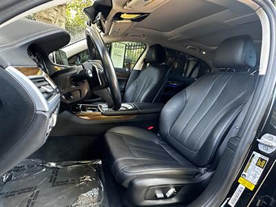 2017 BMW 740i   - Photo 34 - Valley Village, CA 91607