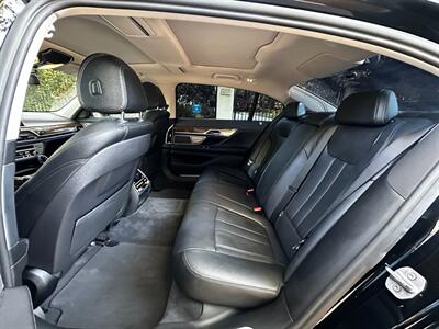 2017 BMW 740i   - Photo 39 - Valley Village, CA 91607