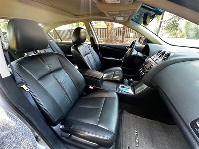 2011 Nissan Altima 2.5 SL   - Photo 39 - Valley Village, CA 91607
