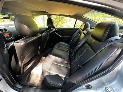 2011 Nissan Altima 2.5 SL   - Photo 30 - Valley Village, CA 91607