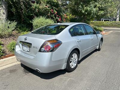 2011 Nissan Altima 2.5 SL   - Photo 12 - Valley Village, CA 91607