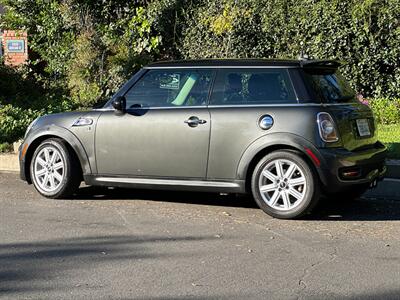 2012 MINI Cooper Hardtop S   - Photo 5 - Valley Village, CA 91607