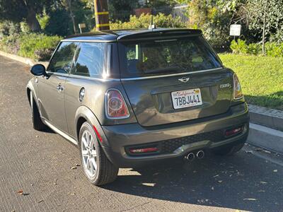 2012 MINI Cooper Hardtop S   - Photo 18 - Valley Village, CA 91607