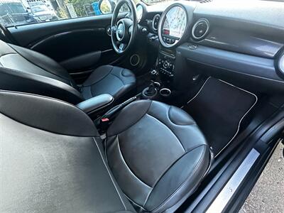 2012 MINI Cooper Hardtop S   - Photo 42 - Valley Village, CA 91607