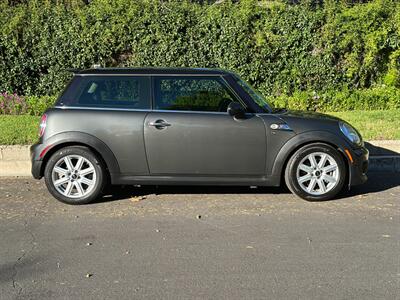 2012 MINI Cooper Hardtop S   - Photo 12 - Valley Village, CA 91607