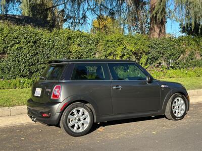 2012 MINI Cooper Hardtop S   - Photo 10 - Valley Village, CA 91607