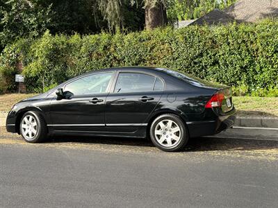 2010 Honda Civic LX   - Photo 9 - Valley Village, CA 91607