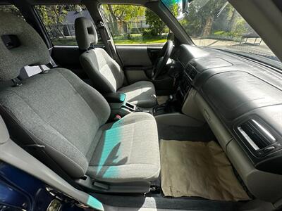 2002 Subaru Forester L   - Photo 31 - Valley Village, CA 91607