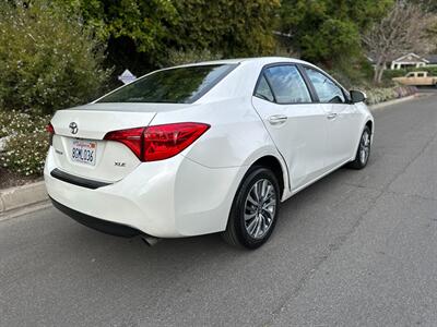 2019 Toyota Corolla XLE   - Photo 10 - Valley Village, CA 91607