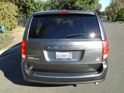 2018 Dodge Grand Caravan SXT   - Photo 12 - Valley Village, CA 91607