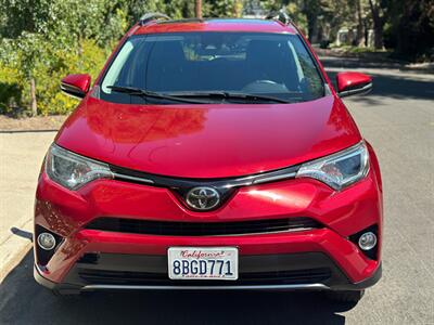 2018 Toyota RAV4 XLE   - Photo 2 - Valley Village, CA 91607