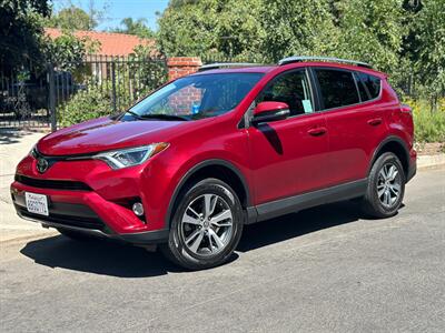 2018 Toyota RAV4 XLE   - Photo 4 - Valley Village, CA 91607