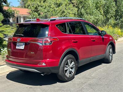 2018 Toyota RAV4 XLE   - Photo 9 - Valley Village, CA 91607