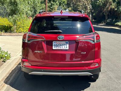 2018 Toyota RAV4 XLE   - Photo 8 - Valley Village, CA 91607